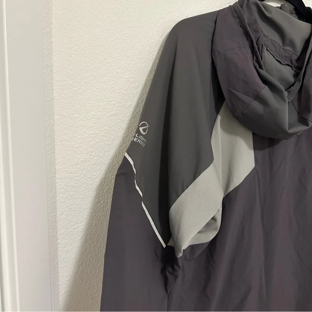 The North Face Flight Series Super Lightweight Windbreaker Jacket Size M Men’s